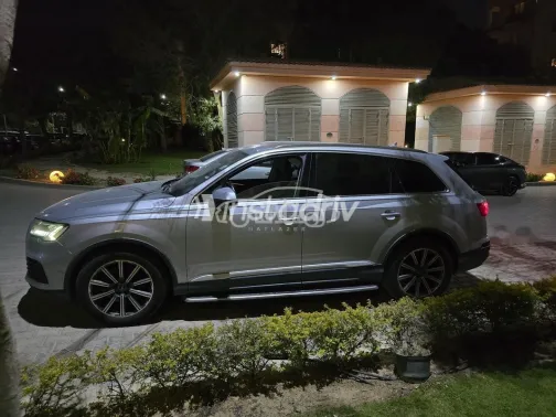 اودي Q7 2021 أبيض مستعملة للبيع - 3