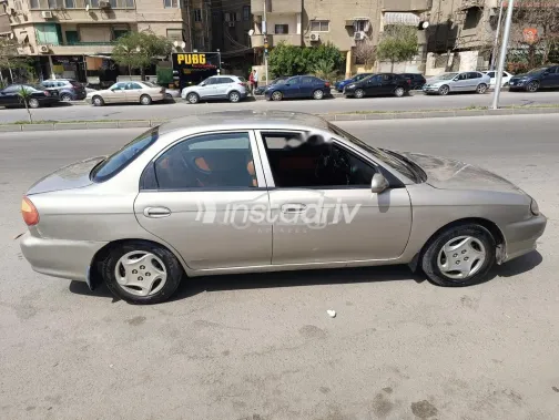 كيا سيفيا 1999 شامبين مستعملة للبيع - 3