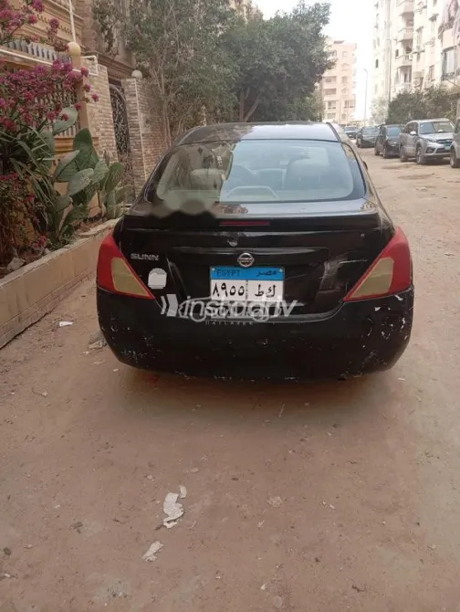 نيسان صنى 2013 أسود مستعملة للبيع - 4