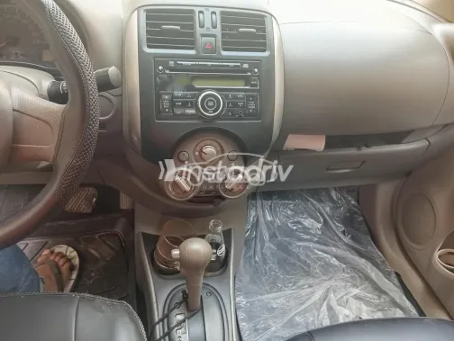 نيسان صنى 2013 أسود مستعملة للبيع - 7