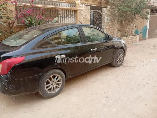 نيسان صنى 2013 أسود مستعملة للبيع - 8