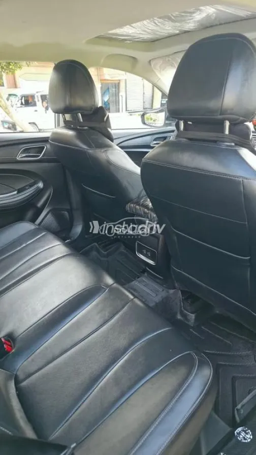 ام جى 5 2026 أبيض مستعملة للبيع - 3