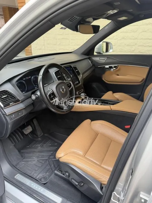 فولفو XC90 2021 فضي مستعملة للبيع - 6