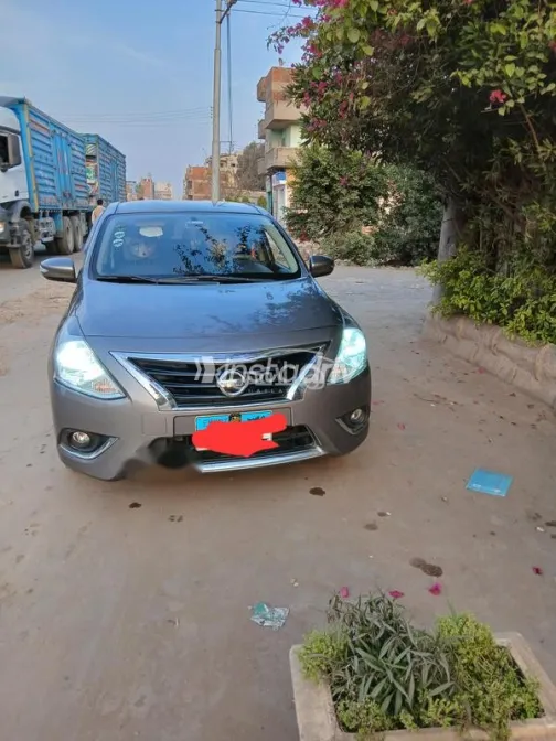 Nissan Sunny 2021 Gray Used for Sale - 1