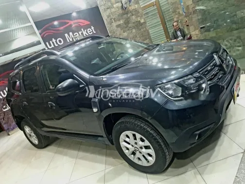 رينو داستر 2022 أسود مستعملة للبيع - 3