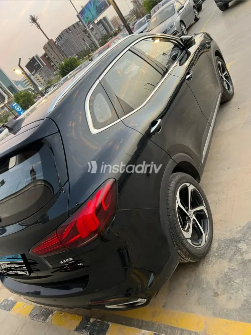 ام جى اتش اس 2025 أبيض مستعملة للبيع - 6