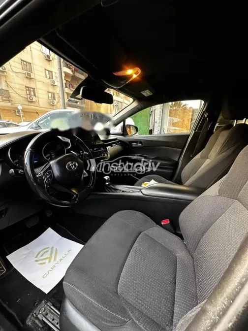 تويوتا C-HR 2019 رمادي مستعملة للبيع - 5