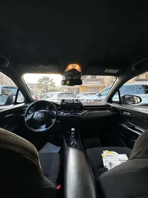 تويوتا C-HR 2019 رمادي مستعملة للبيع - 8
