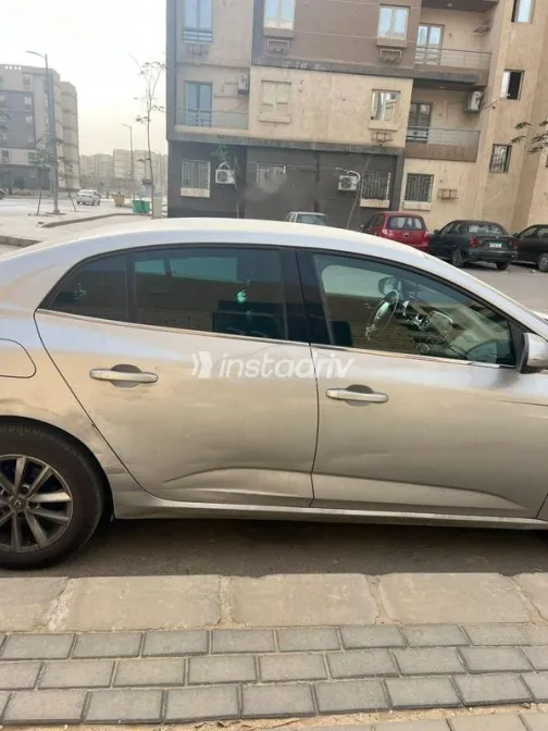 Renault Megane 2020 White Used for Sale - 5