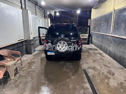 Jeep Liberty 2005 Black Used for Sale - 10