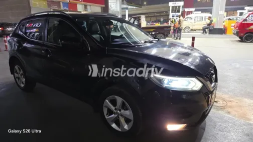 Nissan Qashqai 2019 White Used for Sale - 1