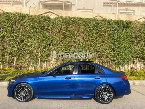 مرسيدس C 180 2025 أزرق غامق مستعملة للبيع - 2