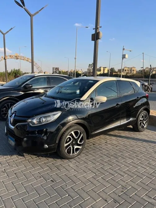 Renault Captur 2017 White Used for Sale - 2