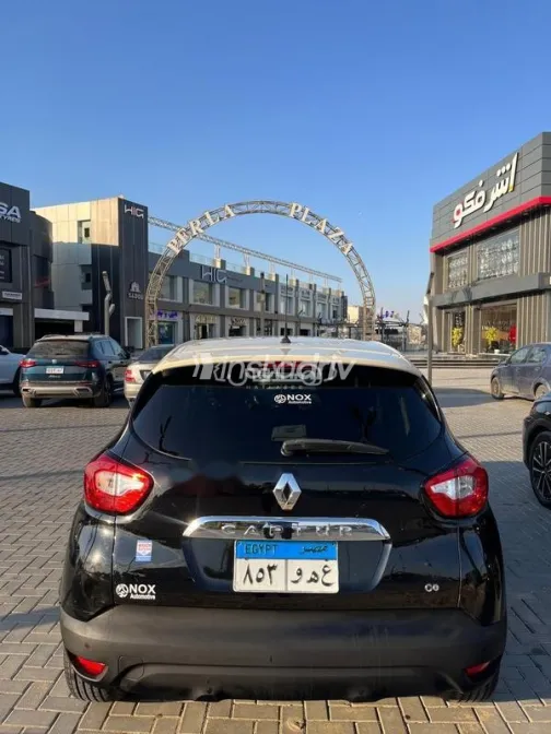 Renault Captur 2017 White Used for Sale - 3