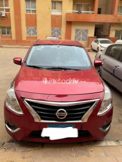 نيسان صنى 2017 أبيض مستعملة للبيع - 1