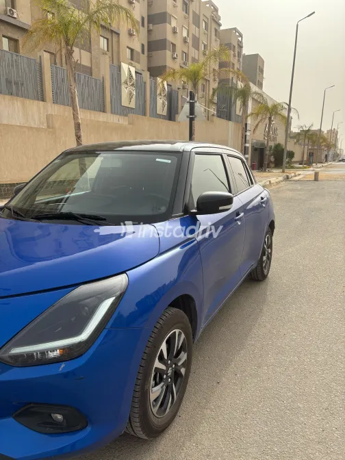 Suzuki Swift 2025 White Used for Sale - 7