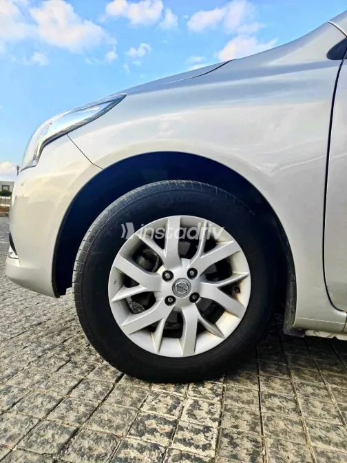 Nissan Sunny 2026 White Used for Sale - 7