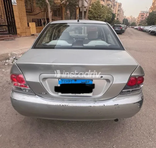 Mitsubishi Lancer 2011 White Used for Sale - 4