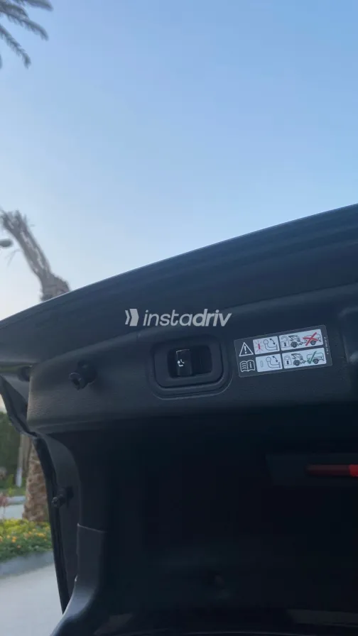 Mercedes C 180 2025 White Used for Sale - 1