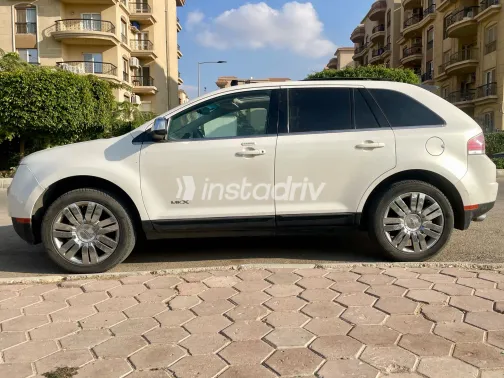 Lincoln Aviator 2008 White Used for Sale - 10