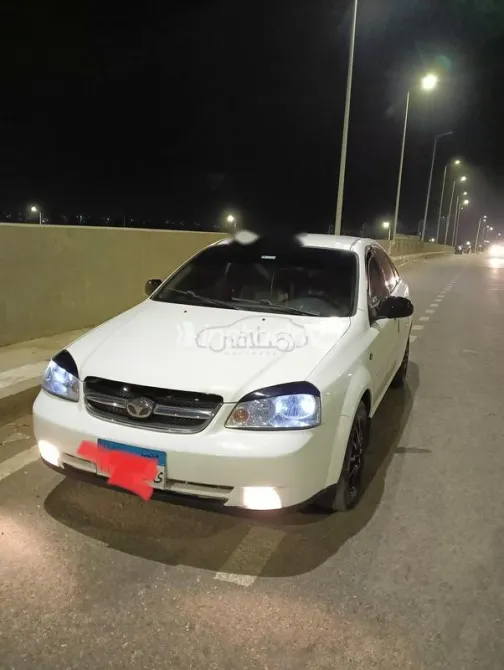 Daewoo Lacetti 2003 White Used for Sale - 1