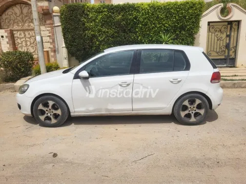 فولكس فاغن جولف 6 2011 أبيض مستعملة للبيع - 2