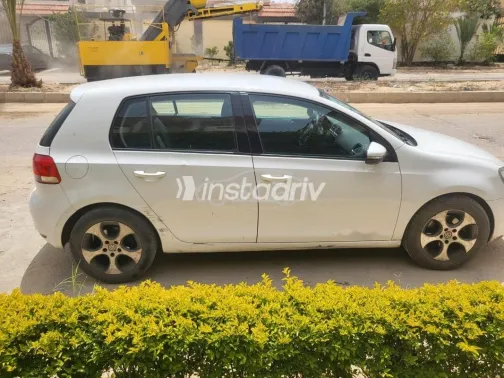 فولكس فاغن جولف 6 2011 أبيض مستعملة للبيع - 3