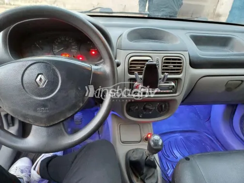 رينو كليو 2003 رمادي غامق مستعملة للبيع - 1