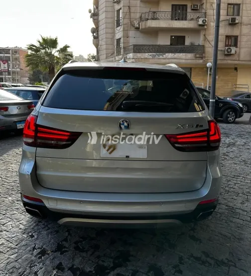 بي ام دبليو X5 M 2018 فضي مستعملة للبيع - 3