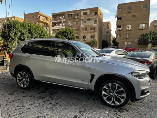 بي ام دبليو X5 M 2018 فضي مستعملة للبيع - 4