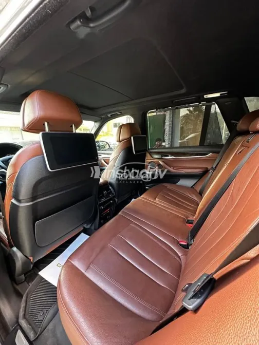 بي ام دبليو X5 M 2018 فضي مستعملة للبيع - 7