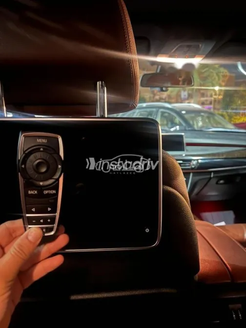 بي ام دبليو X5 M 2018 فضي مستعملة للبيع - 8