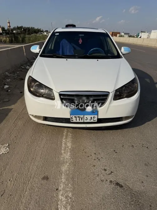 هيونداي إلنترا 2008 أبيض مستعملة للبيع - 1