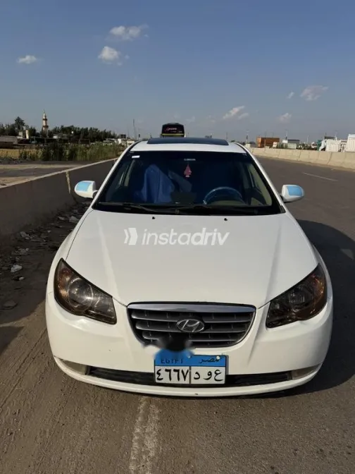 هيونداي إلنترا 2008 أبيض مستعملة للبيع - 2