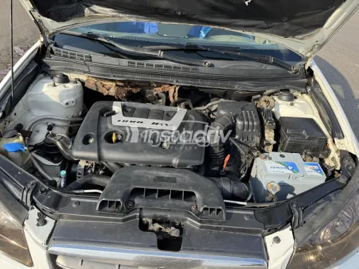 هيونداي إلنترا 2008 أبيض مستعملة للبيع - 3