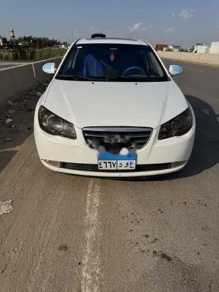 هيونداي إلنترا 2008 أبيض مستعملة للبيع