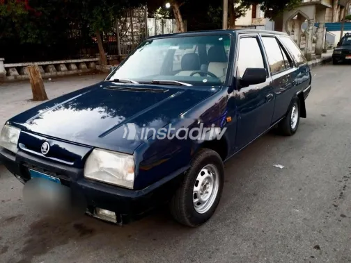 سكودا فيليشيا 1995 أزرق غامق مستعملة للبيع - 1
