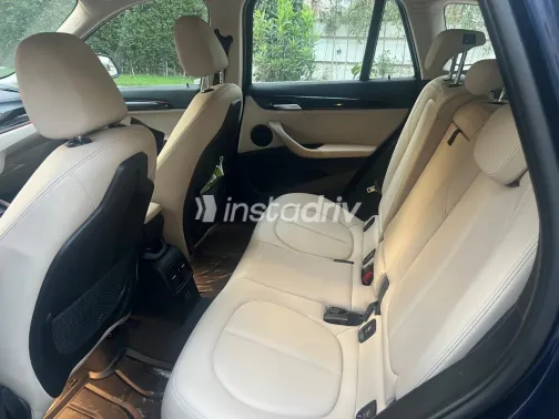 بي ام دبليو X1 2019 أبيض مستعملة للبيع - 4