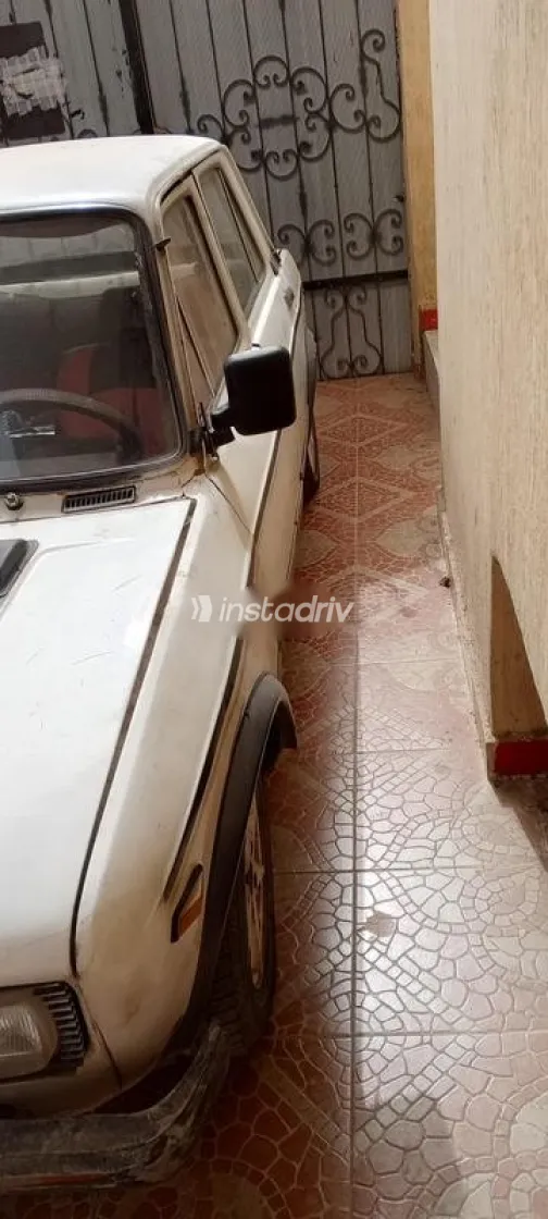 فيات 128 1982 أبيض مستعملة للبيع - 3