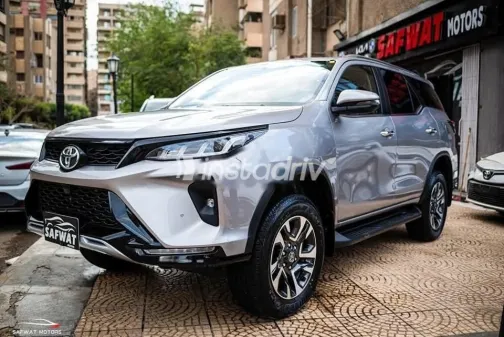 Toyota Fortuner 2023 Silver Used for Sale - 1