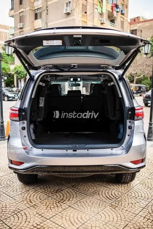 Toyota Fortuner 2023 Silver Used for Sale - 6