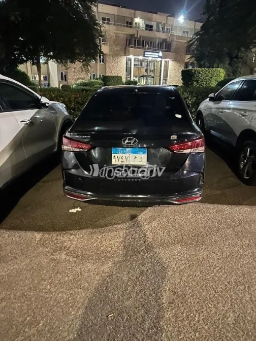 Hyundai Accent HCI 2022 White Used for Sale - 2