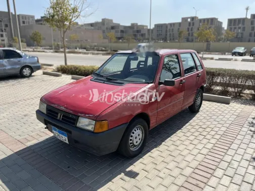 فيات اونو 2001 أحمر مستعملة للبيع - 2
