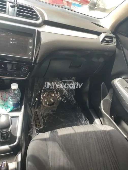 سوزوكى سويفت ديزاير 2021 أبيض مستعملة للبيع - 7