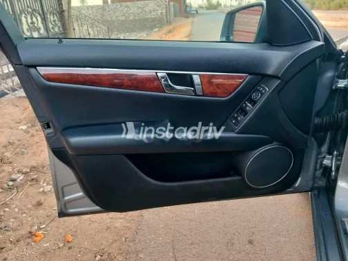 مرسيدس C 180 2010 فضي مستعملة للبيع - 9