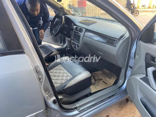 Chevrolet Optra 2011 White Used for Sale - 4