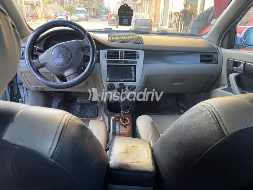 Chevrolet Optra 2011 White Used for Sale - 6