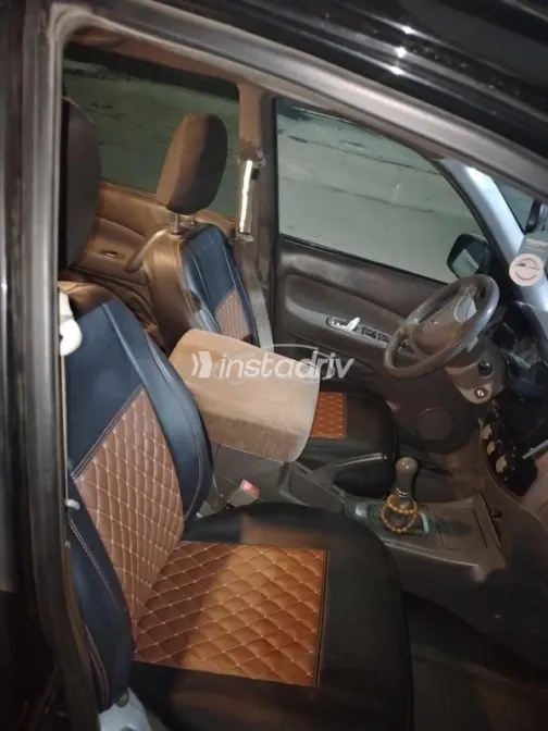 Speranza Tiggo 2010 Black Used for Sale - 3