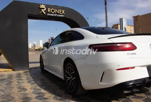 Mercedes E 200 2023 White Used for Sale - 7
