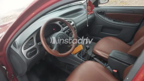 دايو جوليت 2006 أحمر غامق مستعملة للبيع - 2